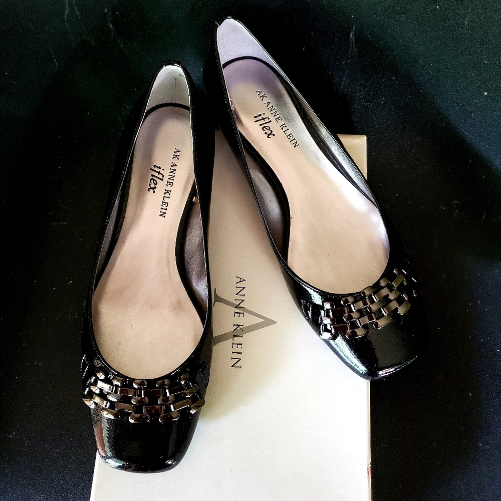 NIB Anne Klein iFlex